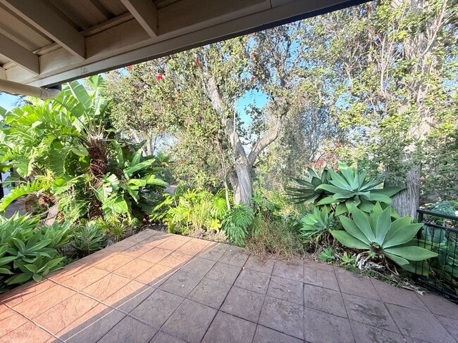 Photo - 92-8703 Tiki Ln Unidad B