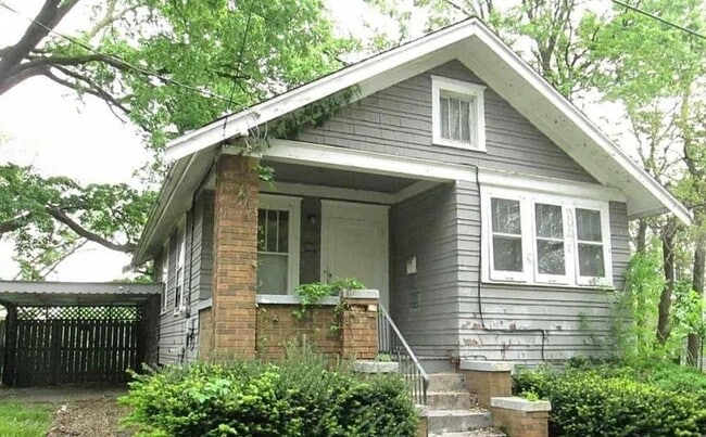Building Photo - 130 S Cleveland St