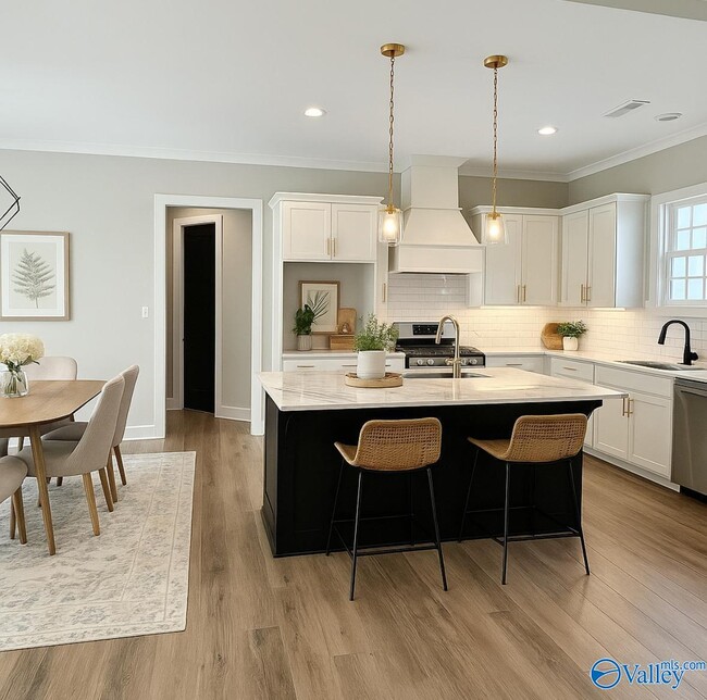 Photo - 223 Mission St