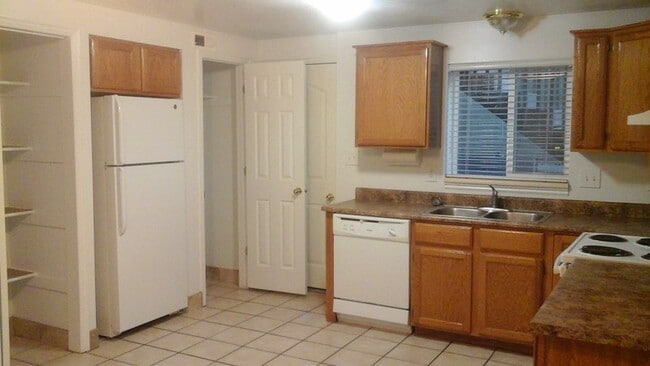 Photo - 548 N 700 E Unit 2