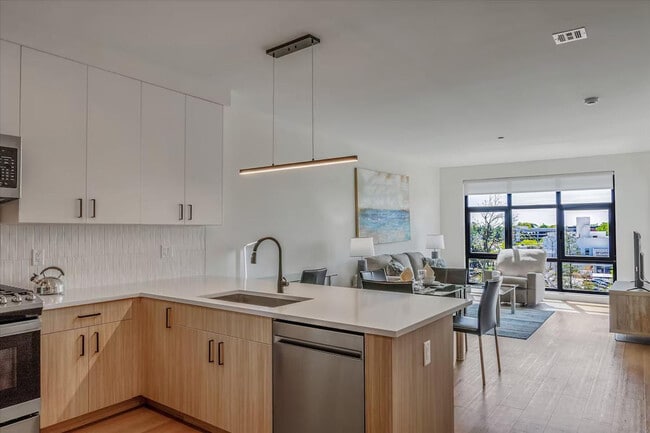 Photo - 365 Terhune Rd Unit ID1400064P