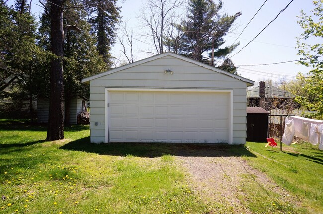 Photo - AVAILABLE JUNE -4 Bed, 2 Bath Home with Garage!