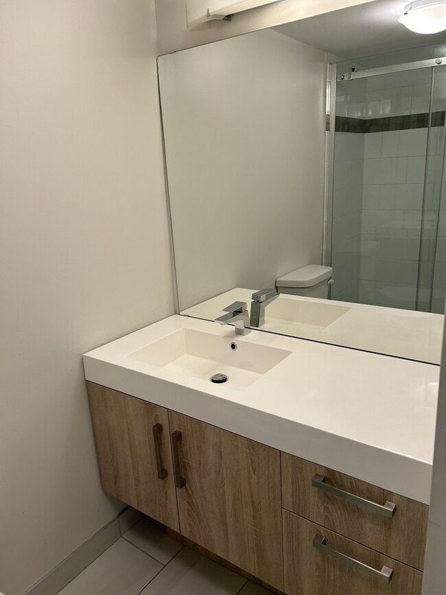 Photo - 5633-5633 Fenwick St Unit 404