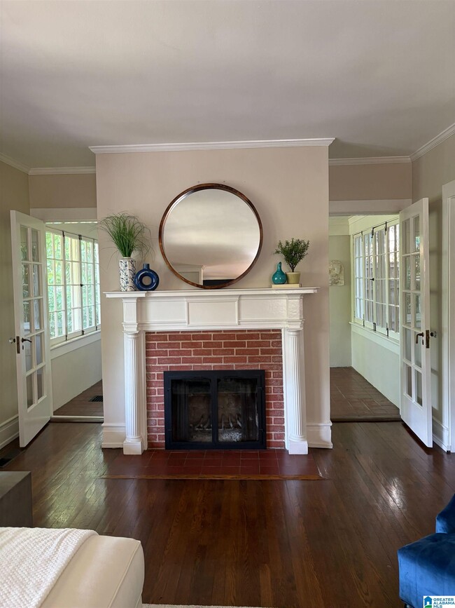 Photo - 2717 Caldwell Ave S