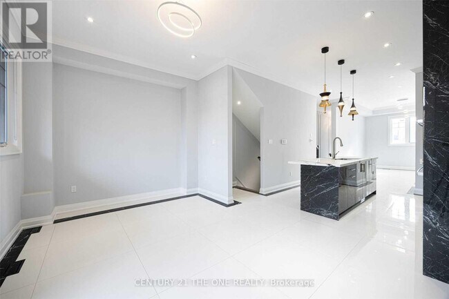 Photo - 230 McRae Dr