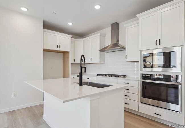 Photo - 1243 Rhett Dr