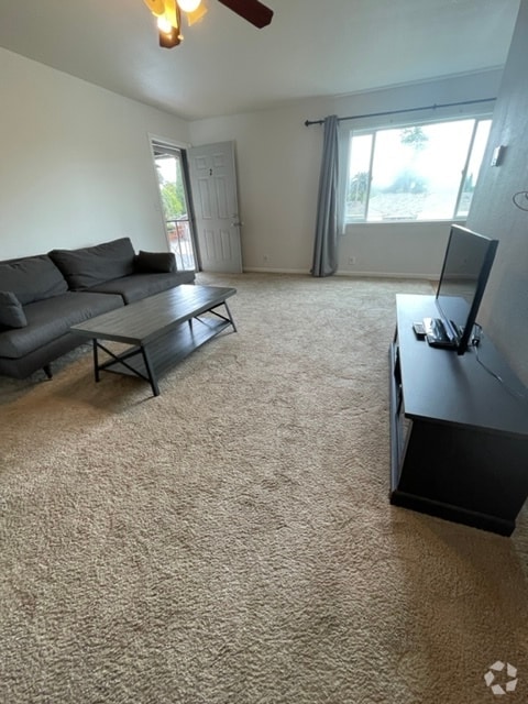 Building Photo - 312 Camille Ct Unit 2 Rental