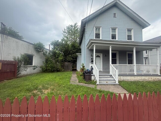 Photo - 1409 Sanderson Ave