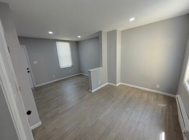 Photo - 12 Cedar Aly