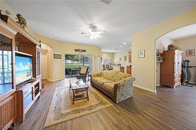 Photo - 2454 Blackburn Cir