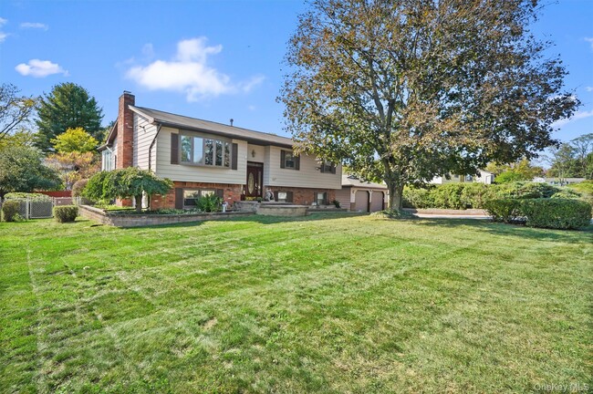 Building Photo - 8 Badami Dr