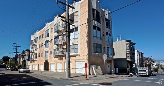 Building Photo - 900 Broderick Rental