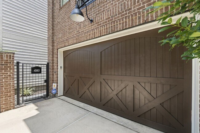 Photo - 4503 Floyd St