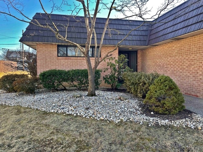 Photo - 3941-3943 Concord Street Unit 3943 CONCORD