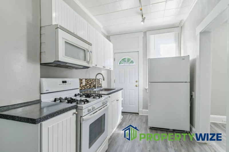 Photo - 3343 Avondale Avenue