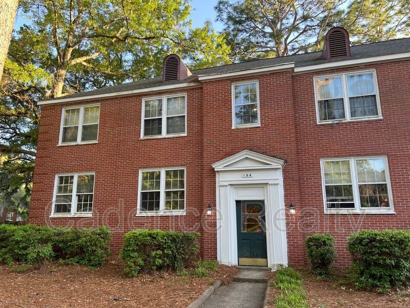 Photo - 2940 Oleander Drive