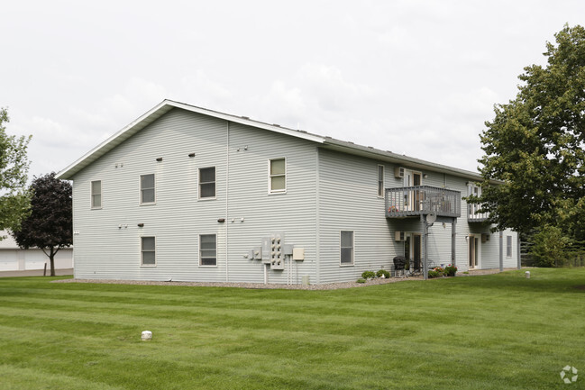 Building Photo - Cascade Falls Rental