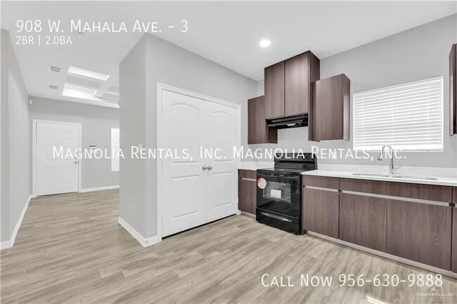 Photo - 908 W Mahala Ave Unit 3