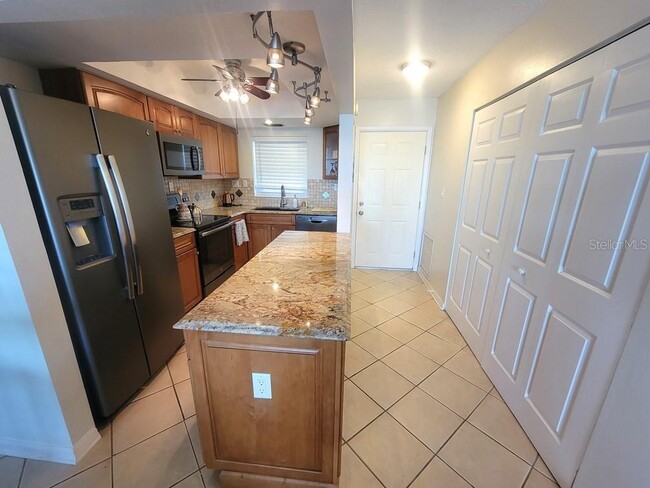 Photo - 311 Newport Dr Unit 311