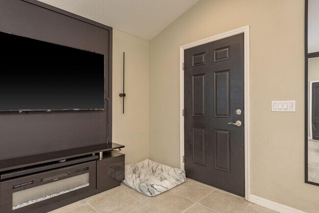 Photo - 6405 Autumn Woods Way