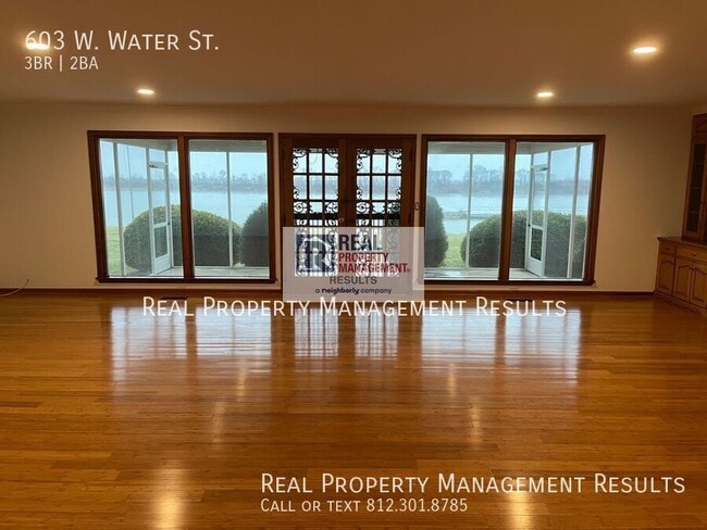 Photo - 603 W Water St