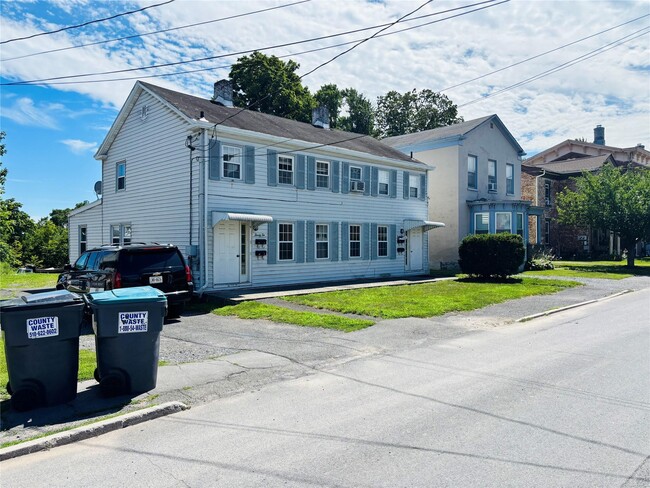 Photo - 22-24-24 Jane St Unit 24A