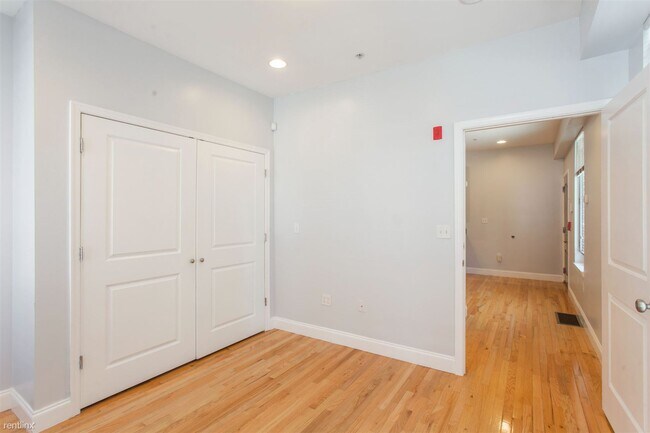 Photo - 2 br, 2 bath 4plex - 1921 N 18TH ST Unit F1 Unit F1