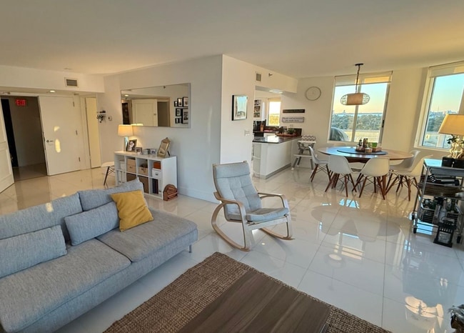 Photo - 5900 Collins Ave Unit 1008