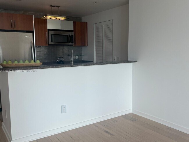 Photo - 300 S Biscayne Blvd Unit T-2012