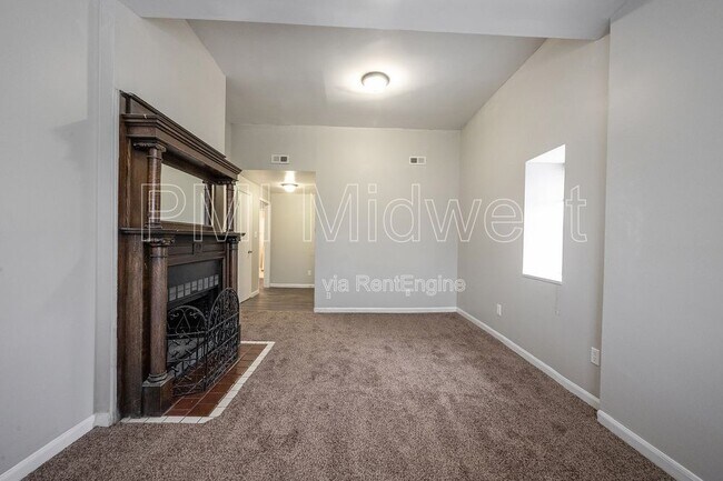 Photo - 2060 N Delaware St Unit Apt 10