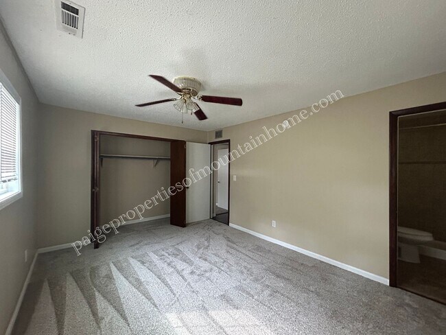 Photo - Charming 2 Bedroom, 2 Bath Home near Brown's Beach