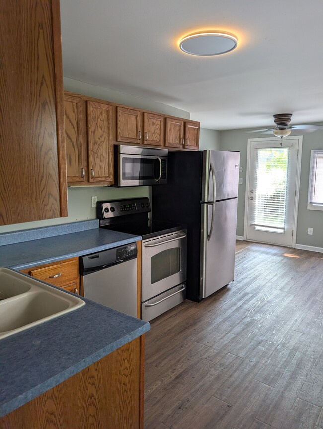 Photo - 52599 Emmons Rd