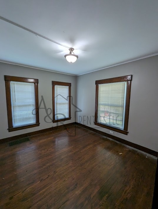 Photo - 1401 S Elm St