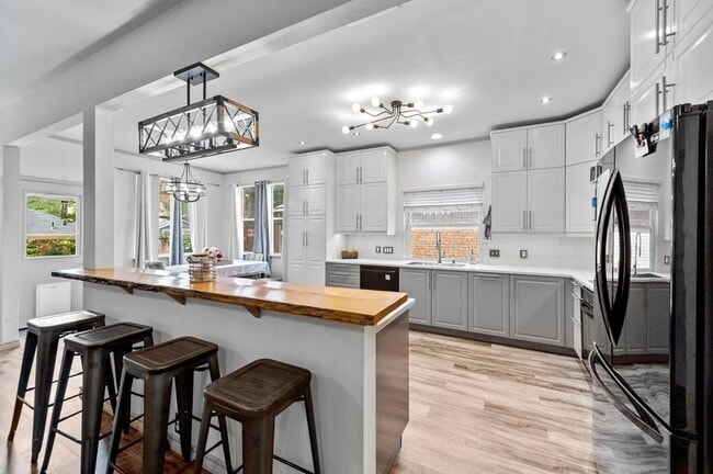 Photo - 1905 Barrens Cir
