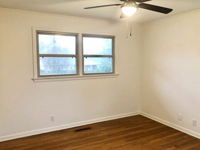 Photo - 3 bed 2 bath family rental