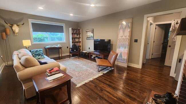 Photo - 207 Highland Ave
