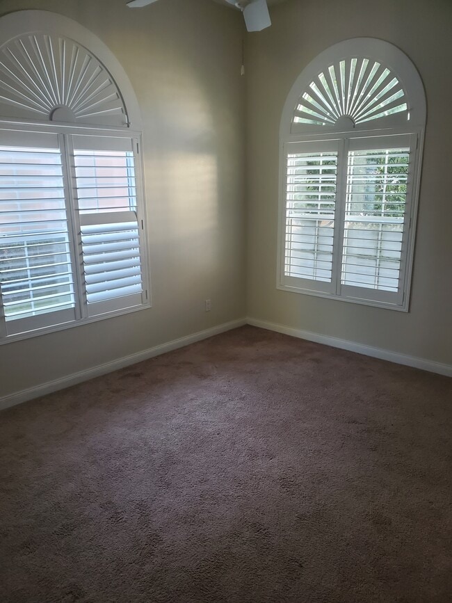 Photo - 11300 SW Northland Dr