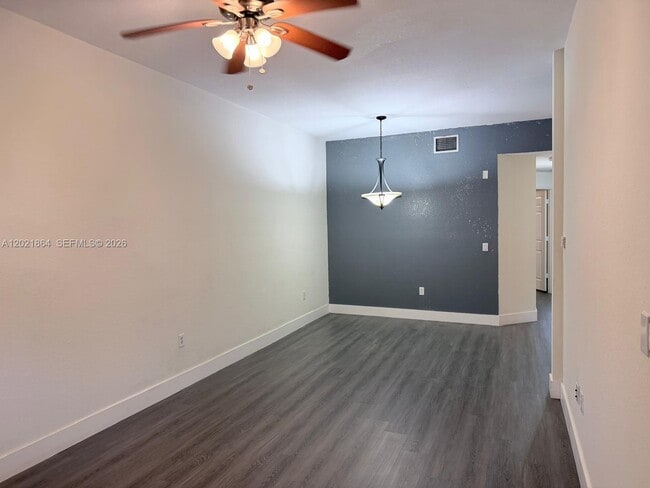 Photo - 3585 NE 5th St Unit 102