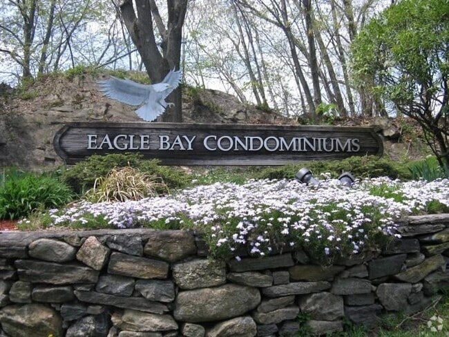 Building Photo - 904 Eagle Bay Dr Rental