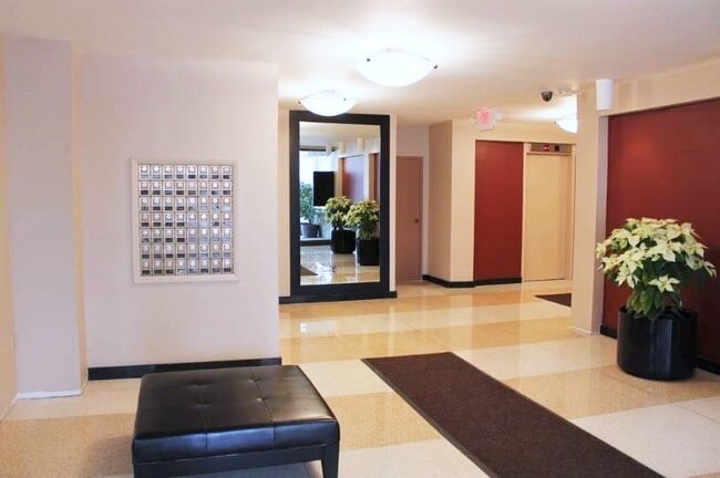 Photo - 522 21st St NW Unidad 708