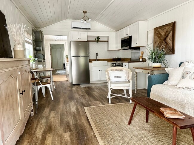 New appliances - 1006 11th St