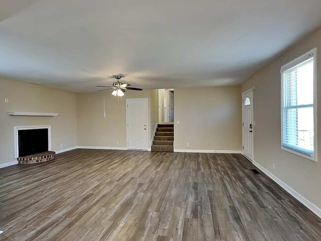 Building Photo - 3837 Buena Vista Pike
