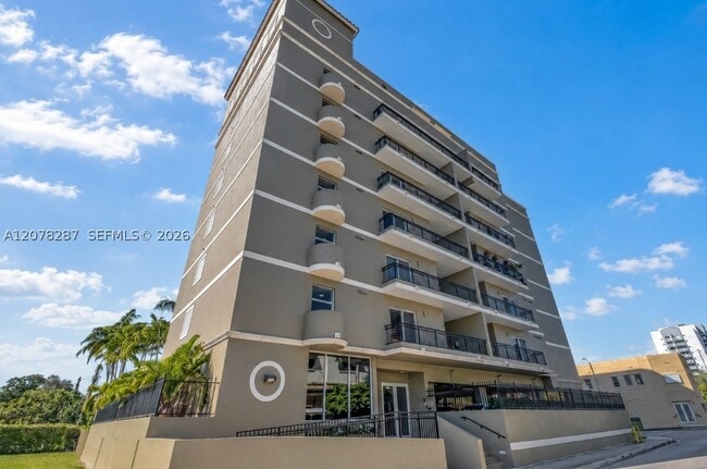 Photo - 120 Douglas Rd Unit 405