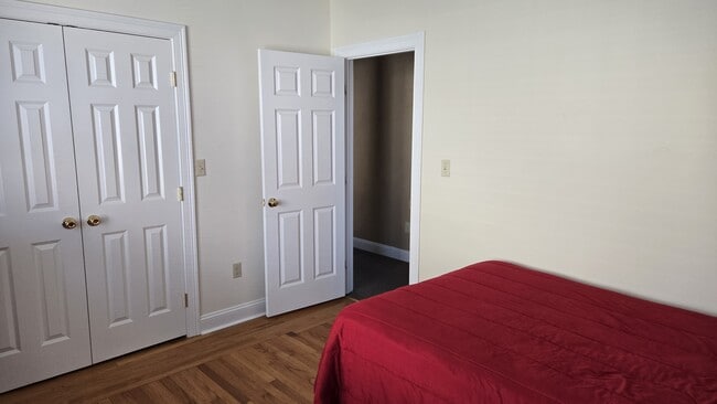 Bedroom - 47 Hotchkiss St Unit 2