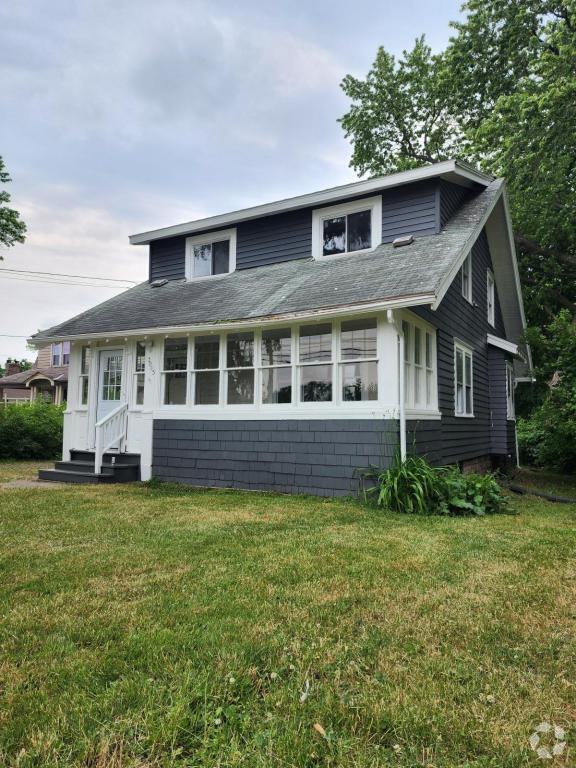 Building Photo - 2005 Brewerton Rd Rental