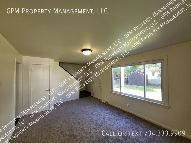 Photo - 1924 Eagle Ct