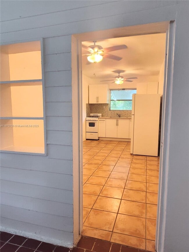 Photo - 11342 Peachtree Dr Unit 4