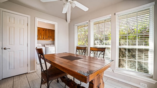 Photo - 3804 Matterhorn Dr