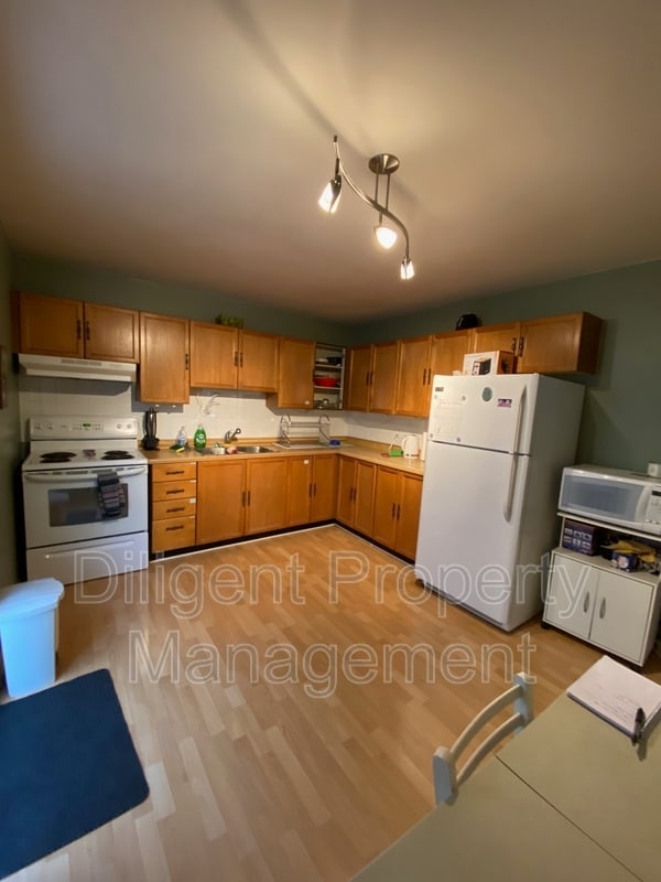 Photo - 1241 Huntington Cir