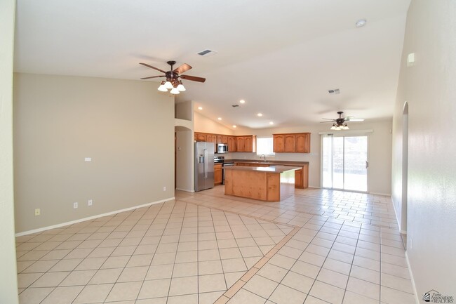 Photo - 9673 E 38th St